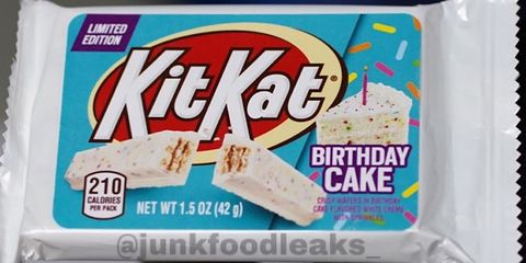 kit-kat-birthday-cake-bar-1573827255.jpg