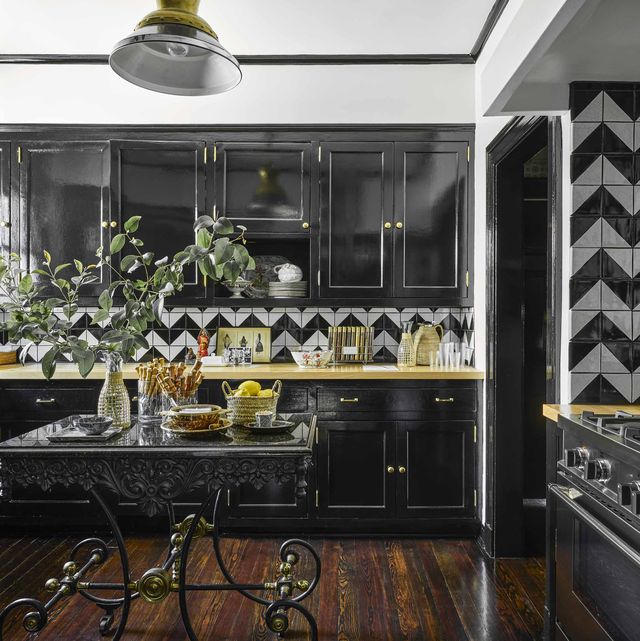 30 Best Kitchen Backsplash Ideas 2022, Green Mosaic Backsplash Tiles In Kitchen