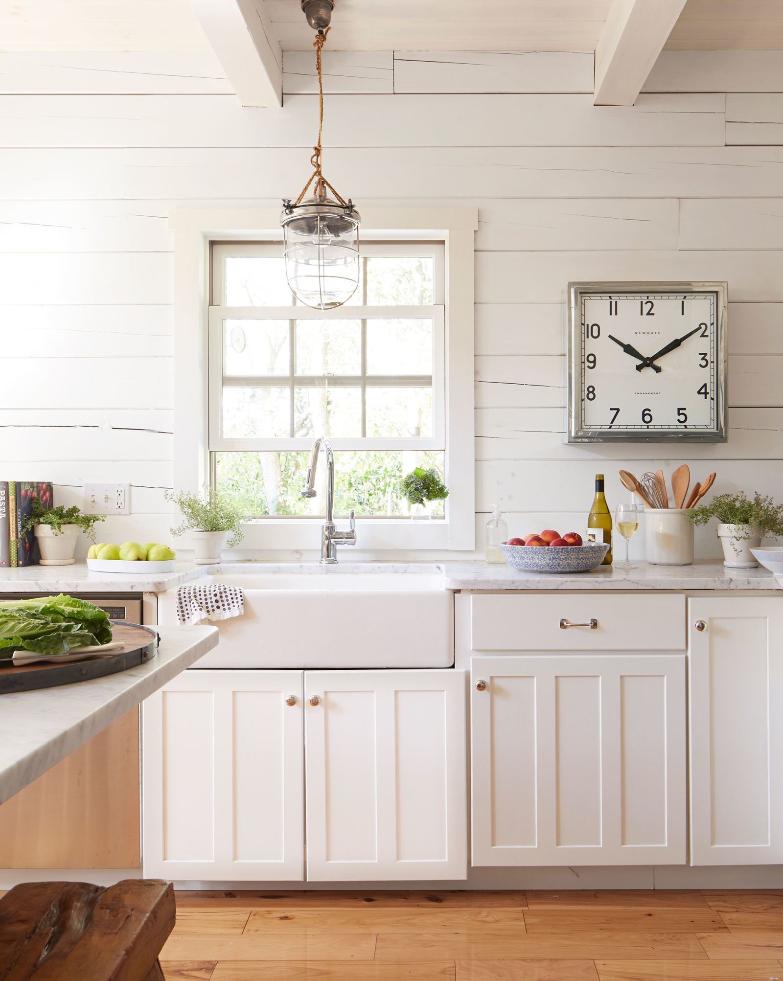 20 Best Kitchen Lighting Ideas, Farmhouse Light Over Kitchen Table
