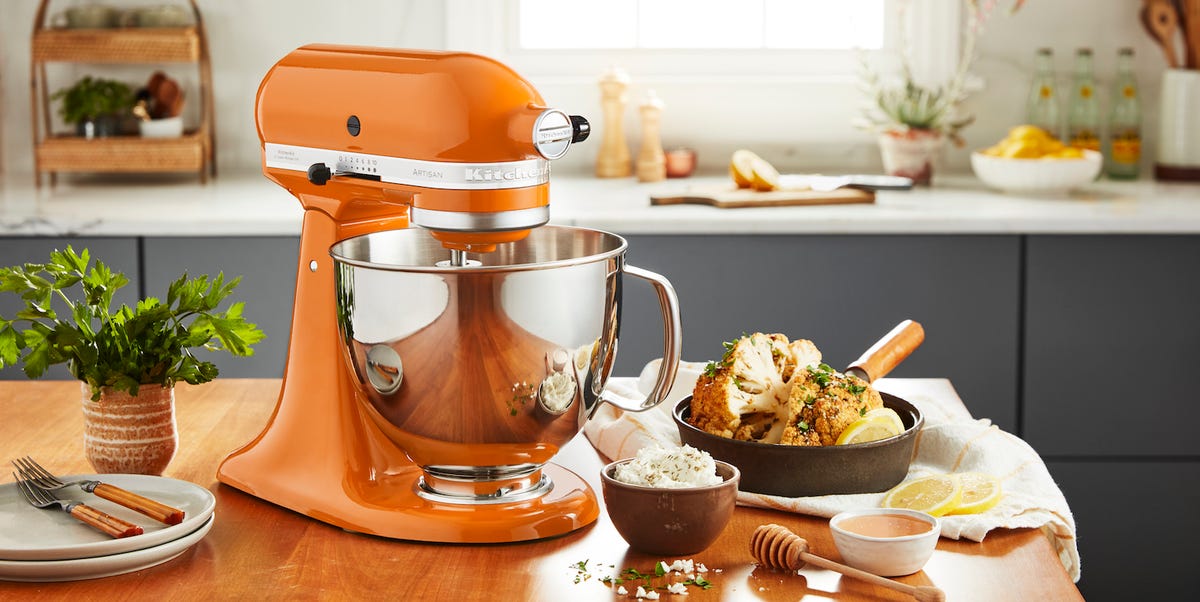 Shop Kitchenaid S New Stand Mixer In Honey Kitchenaid Color Of The Year 2021