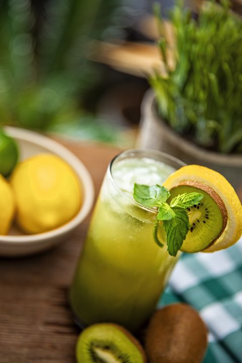 kiwi and lemon fruit juice drink