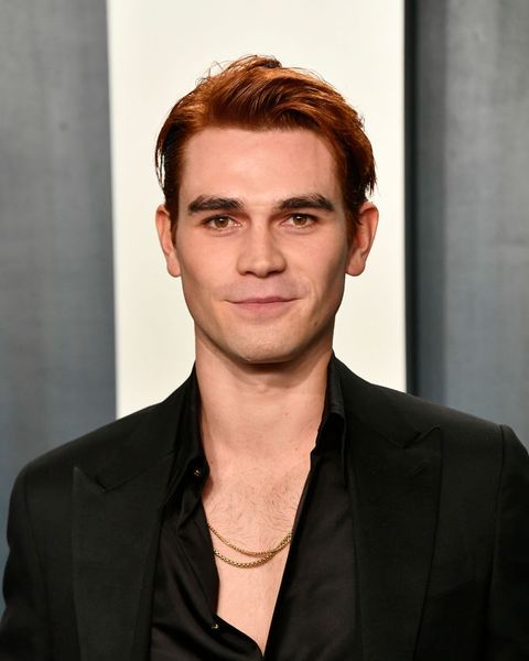 beverly hills, california   february 09 kj apa attends the 2020 vanity fair oscar party hosted by radhika jones at wallis annenberg center for the performing arts on february 09, 2020 in beverly hills, california photo by frazer harrisongetty images