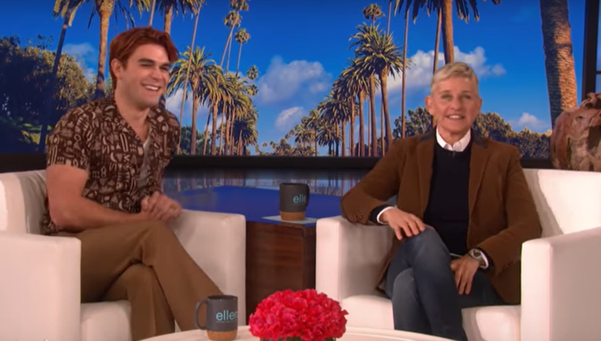 Kj Apa Stuurde Naaktvideo Naar Ellen Degeneres