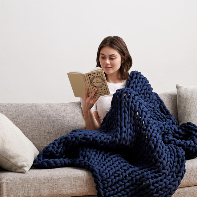 10 Best Knit Blankets - Where to Buy Comfy Knit Blankets