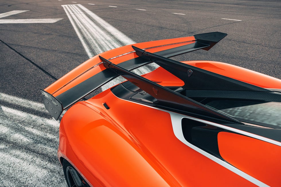 koenigsegg-jesko-4-1626446574.jpg