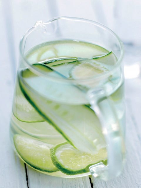 komkommer-limoenwater komkommer-limoenwater