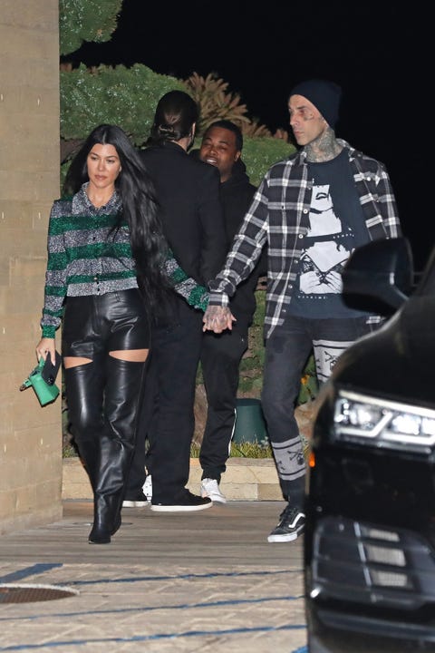 kourtney kardashian and travis barker nobu in malibu