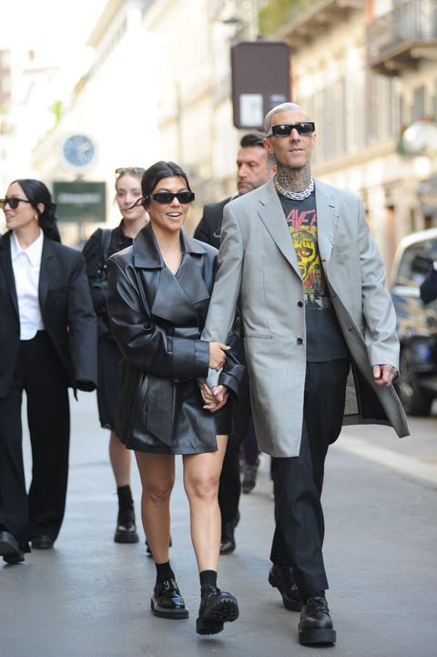 kourtney kardashian and travis barker in italy