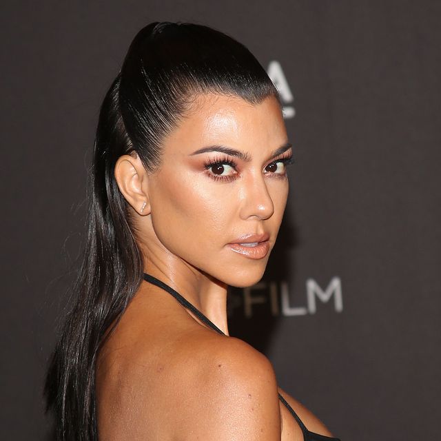 kourtney kardashian’s new supershort bob haircut is our fave yet