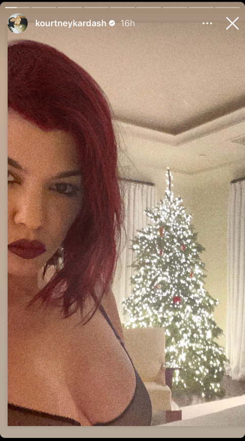 Kourtney Kardashian dyed her hair red bob