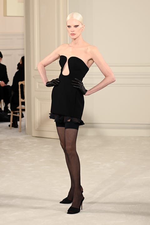 valentino alta moda primavera estate 2022 sfilata haute couture