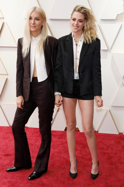 los angeles, usa   march 27, 2022 dylan meyer, kristen stewart arrives on the red carpet outside the dolby theater for the 94th academy awards in los angeles, usa photo credit should read p lehmanfuture publishing via getty images