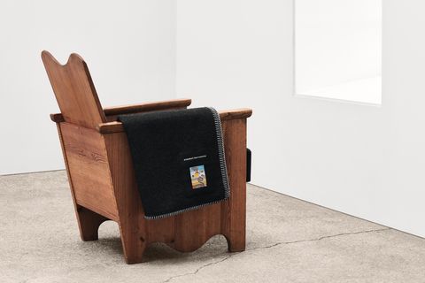 kvadratraf simons shaker system at gallery magnus karlsson on gotland axel einar hjort furniture