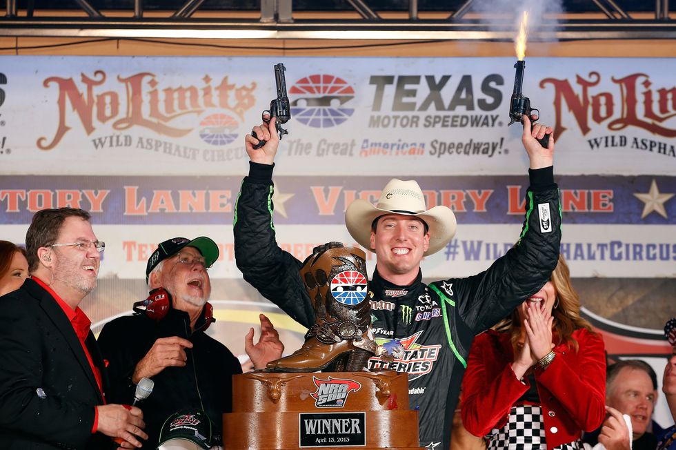Nascar: Kyle Busch Apologizes For Being Armed