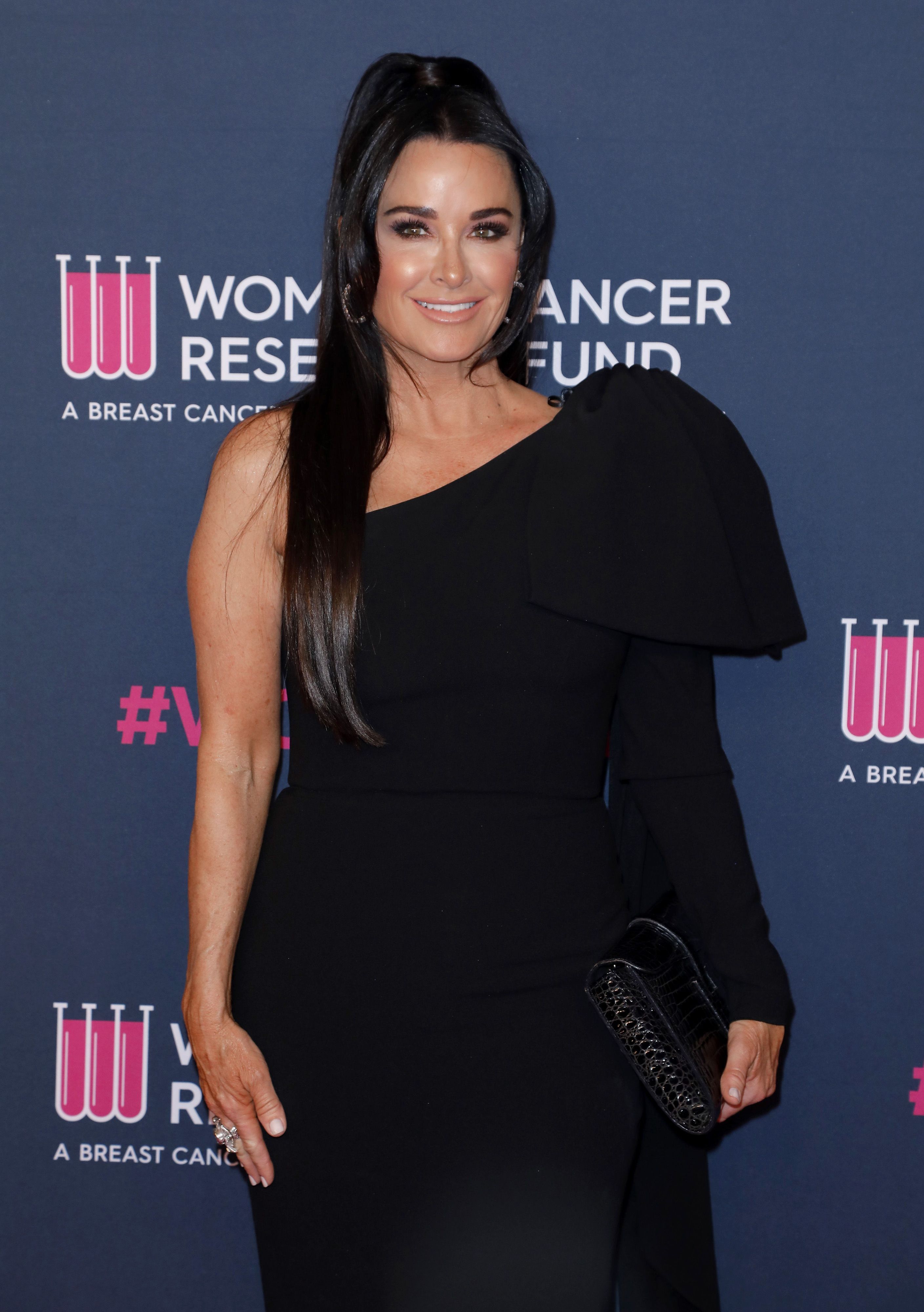 Rhobh Star Kyle Richards 51 Shares New Bikini Pic On Instagram