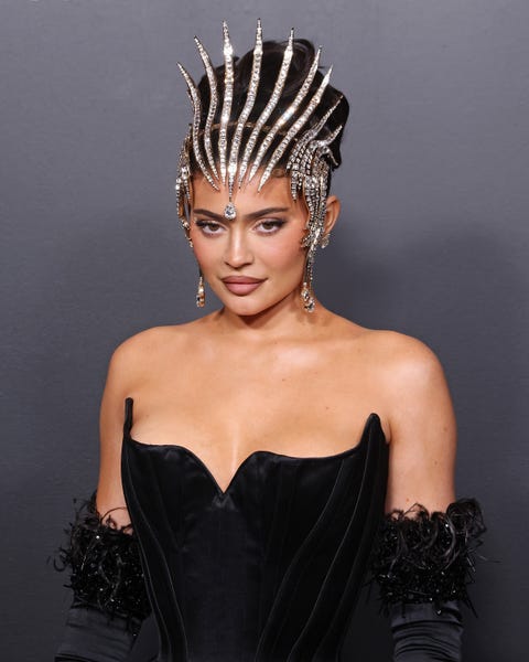 new york, new york november 15 kylie jenner attends the thierry mugler couturissime exhibition opening night at brooklyn museum on november 15, 2022 in new york city photo by taylor hillwireimage