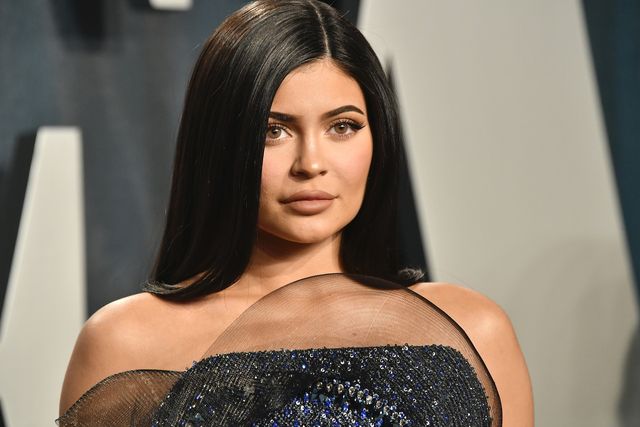 beverly hills, california   february 09 kylie jenner attends the 2020 vanity fair oscar party hosted by radhika jones at wallis annenberg center for the performing arts on february 09, 2020 in beverly hills, california photo by frazer harrisongetty images