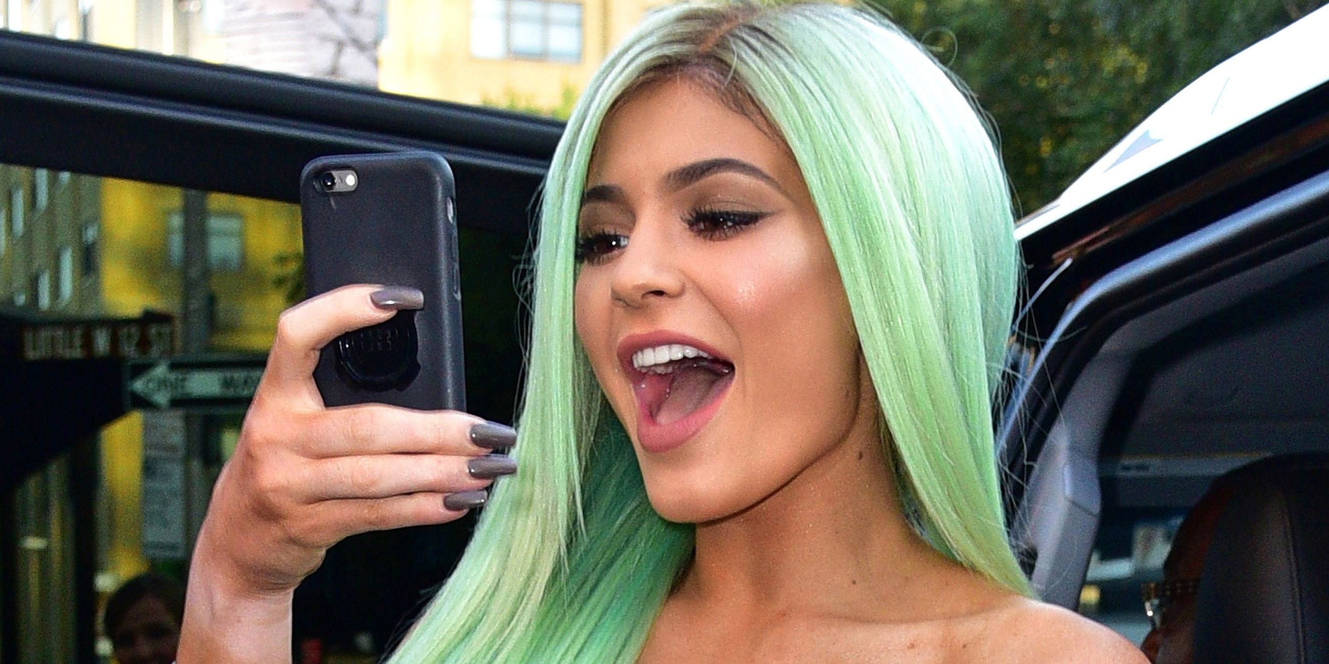 Kylie Jenner Just Launched Her Own Instagram Face Filter Kylie Cosmetics Instagram Lipstick Filter