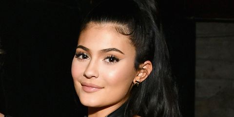 Kylie Jenner dissolves lip fillers
