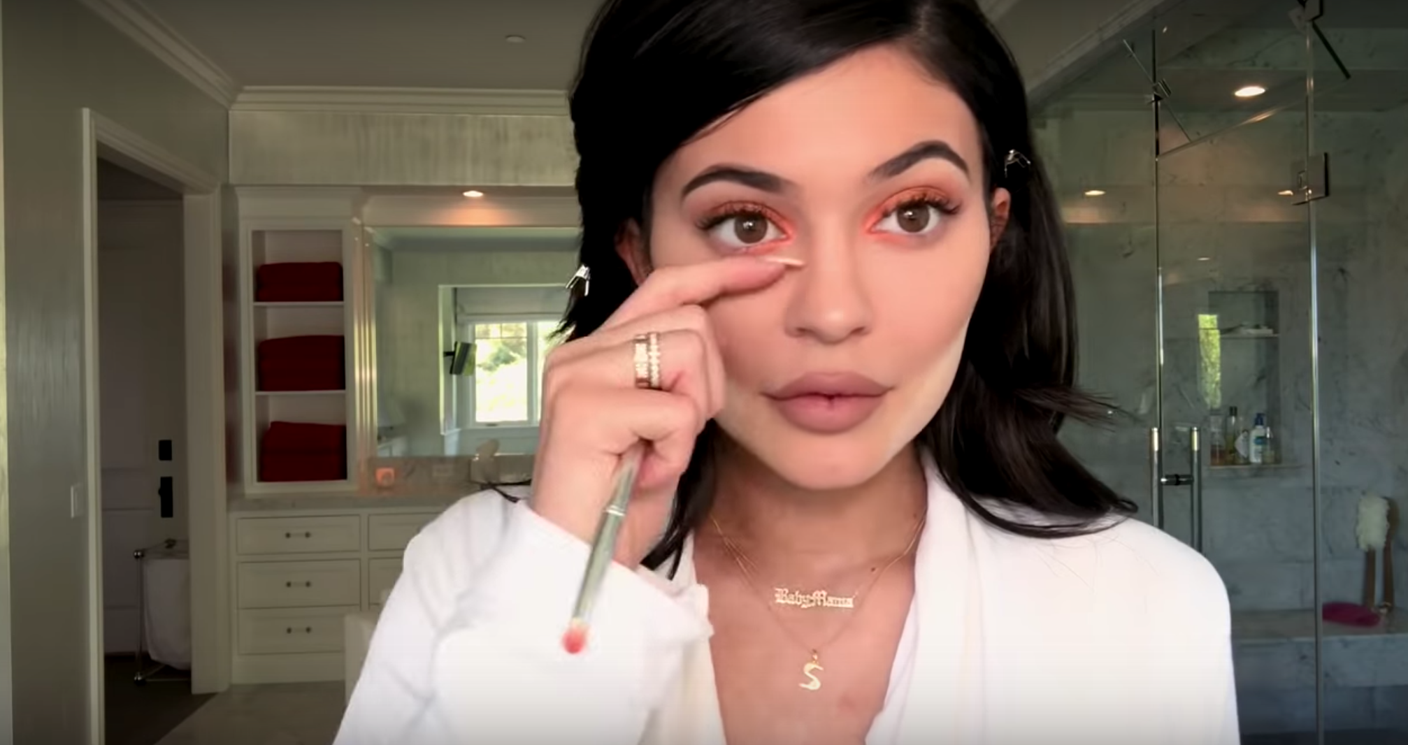 Watch Kylie Jenner S 37 Step Makeup Routine Kylie Jenner Vogue Makeup Tutorial