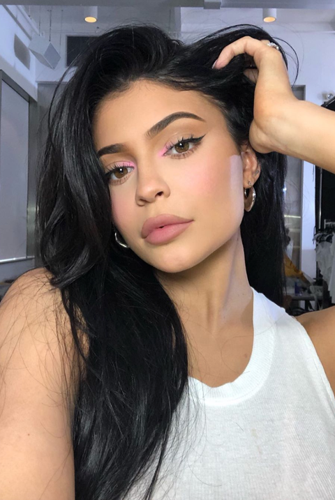 kylie jenner neon inner corners