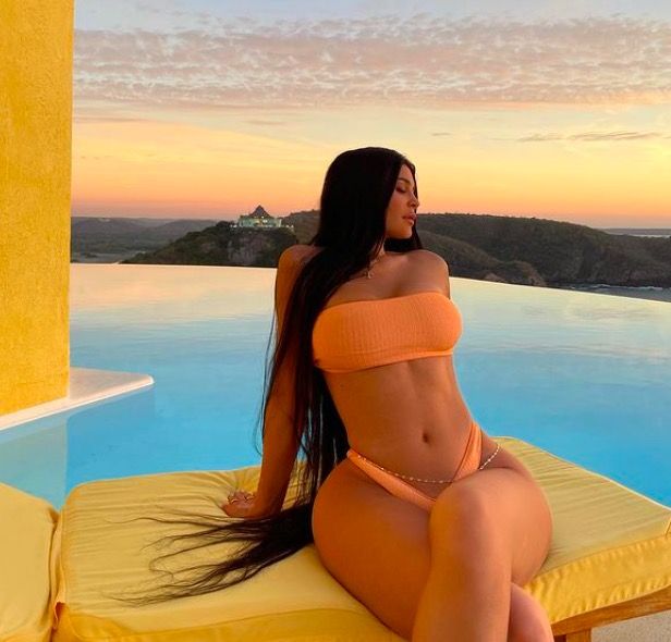 Kylie Jenner (kyliejenner.2) Nude OnlyFans Leaks (9 Photos)