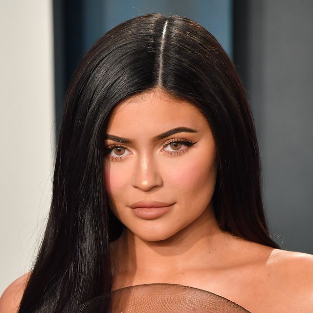 Kylie Jenner S Light Brown Natural Lockdown Hair Faded To Ginger