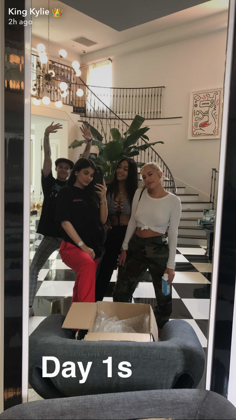 kylie jenner pregnant kylie jenner pregnant