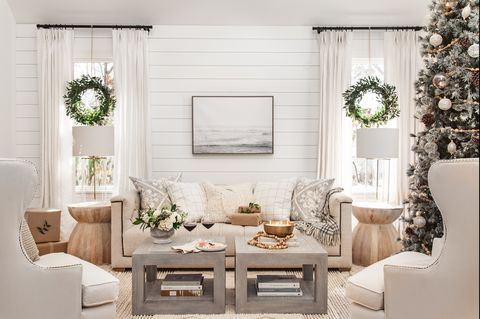 75 Christmas Decoration Ideas 2020 Stylish Holiday Decorating - Stylish Home Decor Ideas