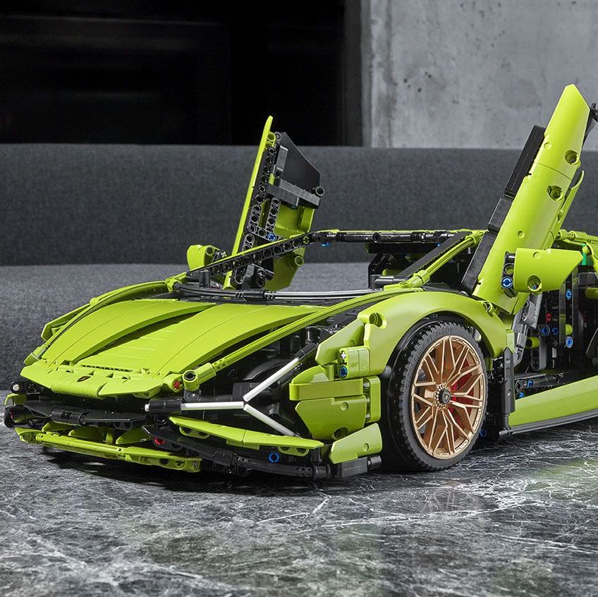 Road & Track Editors Pick the Best Lego Car Sets