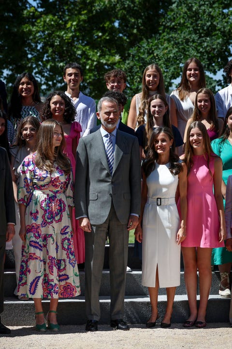 The princess and the infanta Sofía with shoes of Spanish firm the princess and infanta sofía with shoes by spanish firm