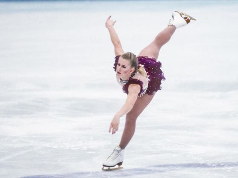 Figure skate, Sports, Figure skating, Ice skating, Ice dancing, Skating, Jumping, Recreation, Ice skate, Axel jump, 