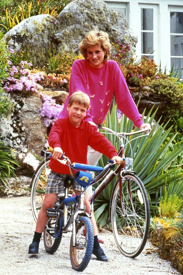 diana spencer bicicleta príncipe william 1989