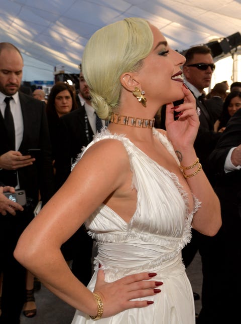 25th Annual Screen Actors Guild Awards - Red Carpet 25th Annual Screen Actors Guild Awards - Red Carpet