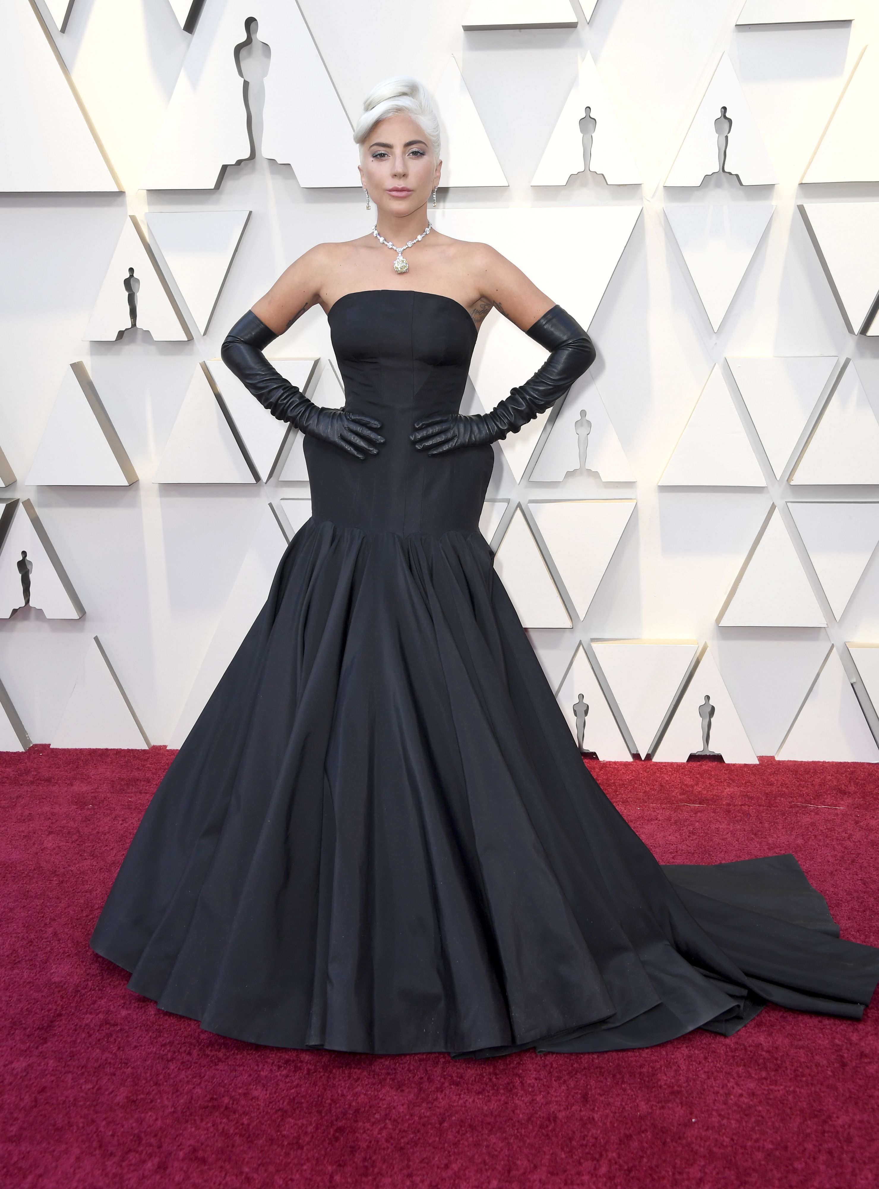 2019 academy awards dresses