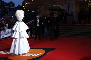 Les BRIT Awards 2010 - Arrivées sur le tapis rouge