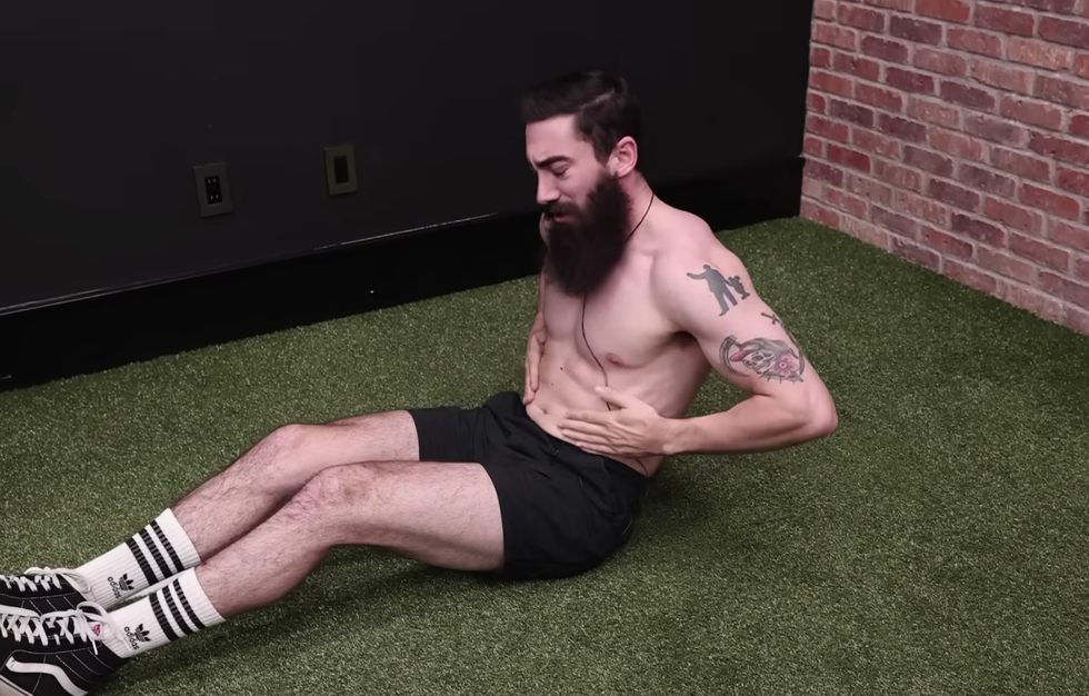 30 Days of the "Baby Monkey" Workout Has Broken This Guy's Abs thumbnail