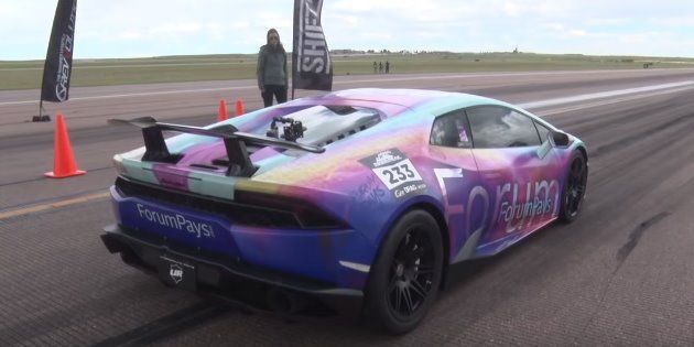 Así alcanza este Lamborghini Huracán los 400 km/h