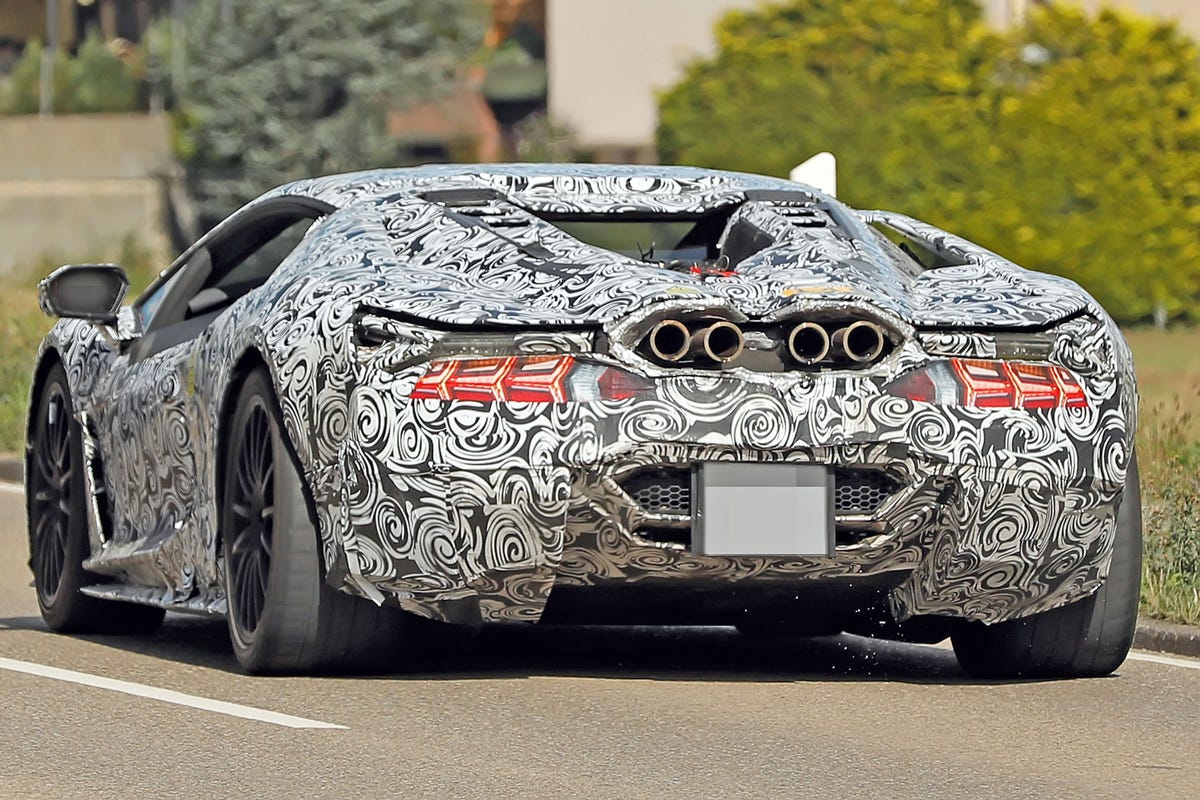 Aventador Replacement Prototype Breaks Down: Spy Photos