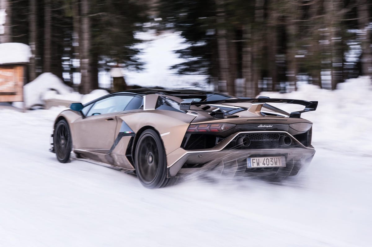 Prueba Lamborghini Aventador SVJ: Contra todos los elementos