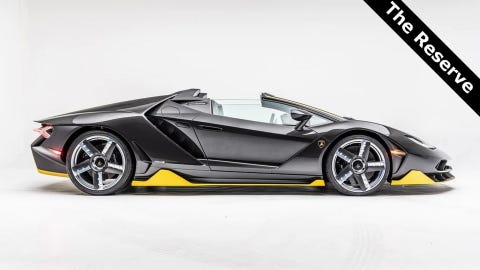 Uno de los solo 20 Lamborghini Centenario Roadster está en venta