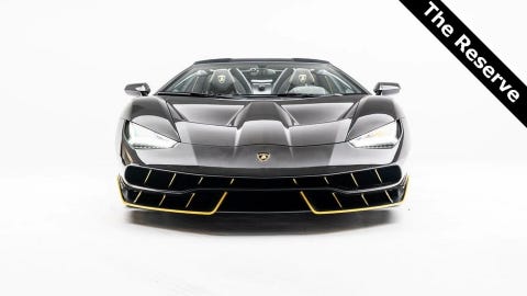 Uno de los solo 20 Lamborghini Centenario Roadster está en venta