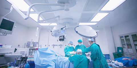 Operating theater, Medical procedure, Surgeon, Medical equipment, Hospital, Medical, Scrubs, Room, Service, Medical assistant, 