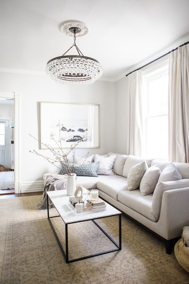 Featured image of post Gray And White Living Room Ideas : We offer a buying guide for gray white black living room ideas, and we provide 100% genuine and unbiased information.