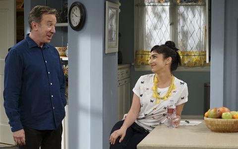Why Did The Original Mandy Leave Last Man Standing Here S Why Molly Ephraim Was Replaced