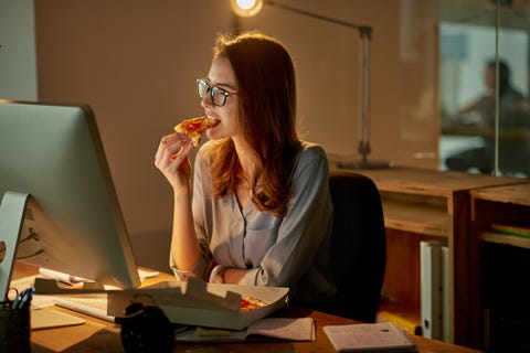 異物を食べたり 夜食べ過ぎたりも あまり知られていない5種類の摂食障害