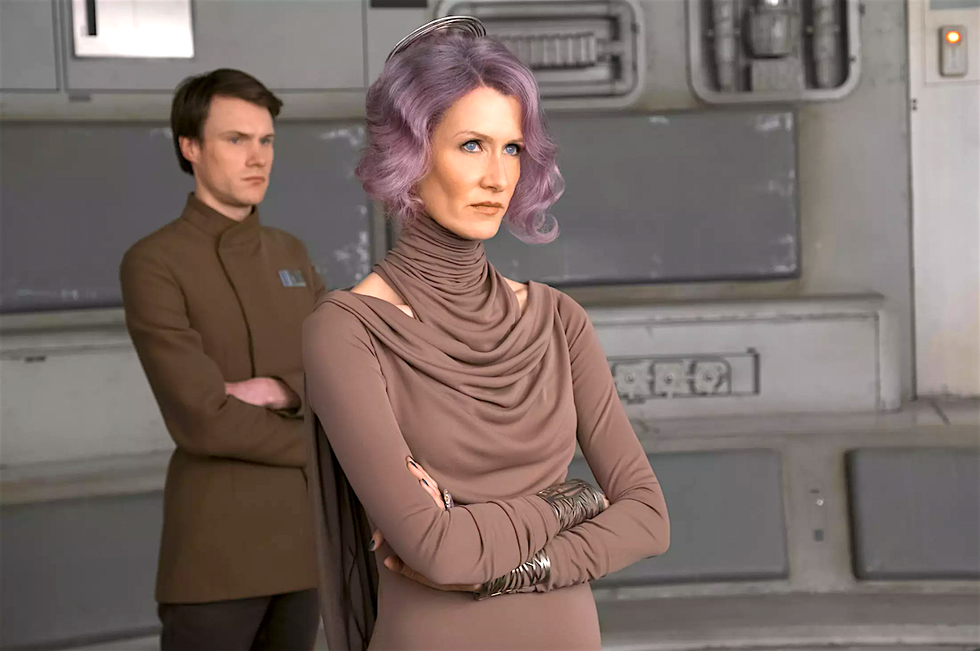 laura-dern-holdo-star-wars-1522247754.png
