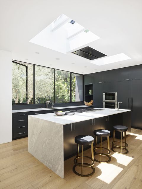 expansive windows kitchen trend 2022