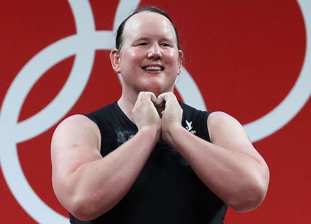 la halterófila trans laurel hubbard en los juegos olímpicos de tokio