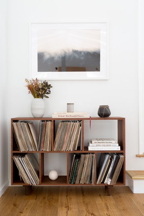 Shelf, Shelving, Furniture, Bookcase, Room, Wall, Table, Wood, Interior design, Floor, 